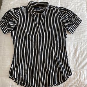 Ralph Lauren Short Sleeve Button Down | size 4